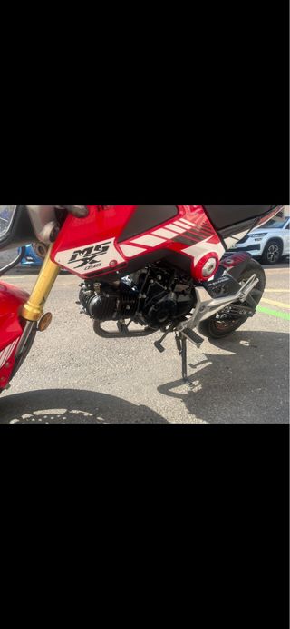 Honda MSX 125cc Naked Roja y Negra