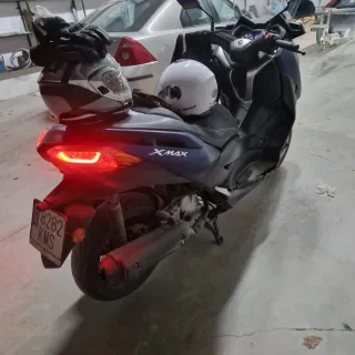 Yamaha X-MAX 125 Scooter