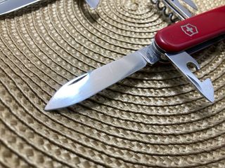 2 Canivetes Victorinox Mountaineer e Climber