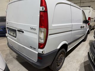Mercedes-Benz Vito 2010