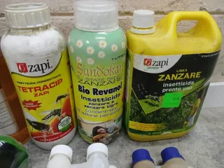 Insetticida Zapi Compo Zanzare, Mosche, Scarafaggi