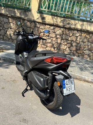 Yamaha X-MAX 300 ABS Negra/Gris