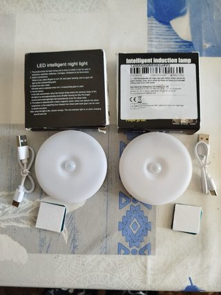 SCONTO! 2 Luci LED con Sensore di Movimento Nuove