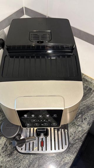 Cafetera Delonghi Magnífica Start