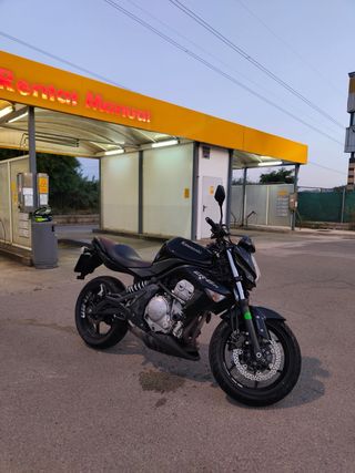 Kawasaki ER-6n A2