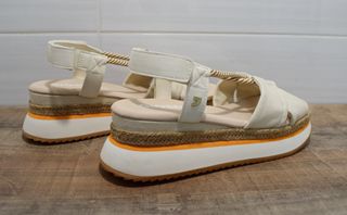 Sandalias de plataforma con rafia Gioseppo, 38