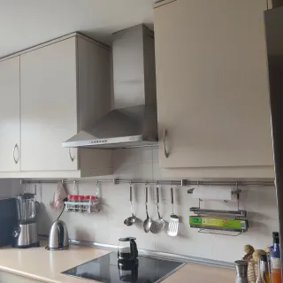Muebles de Cocina en L. Entrega  15 de mayo