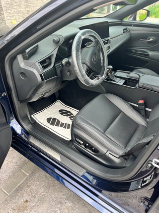 Lexus ES 300h -2022 =32.500