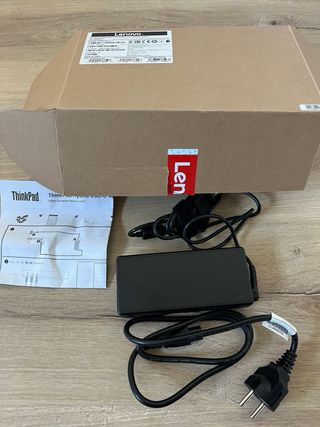 Cargador Lenovo Thinkpad 135W