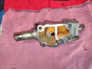DESPIECE NISSAN ALMERA TINO 1.8 - CUERPO TERMOSTAT