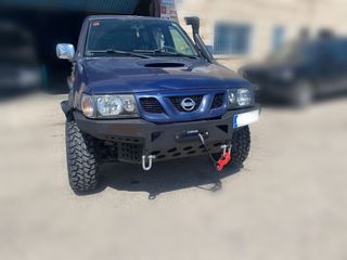 Nissan Terrano II 2003