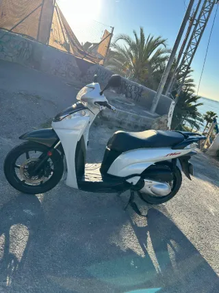 Honda SH 300i 2008