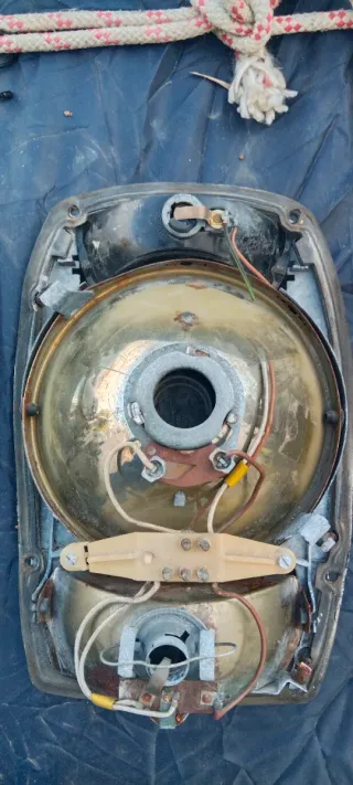 Faro Mercedes W114/W115.