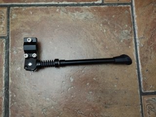 Pata de bicicleta negra