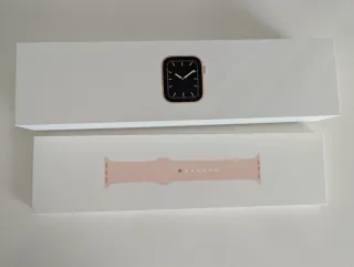 Apple Watch Beige/Dorado