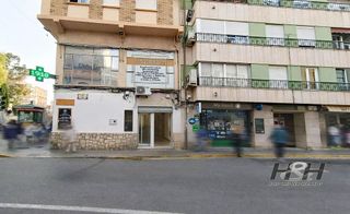 Local comercial en venta en El Castell en Burjassot