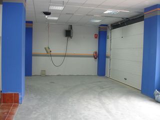 Local comercial en venta en La Chantría - La Lastra en León