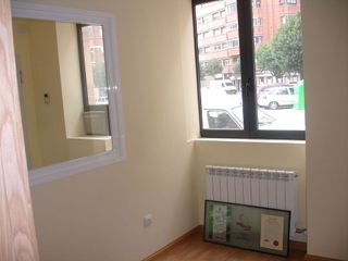 Local comercial en venta en La Chantría - La Lastra en León