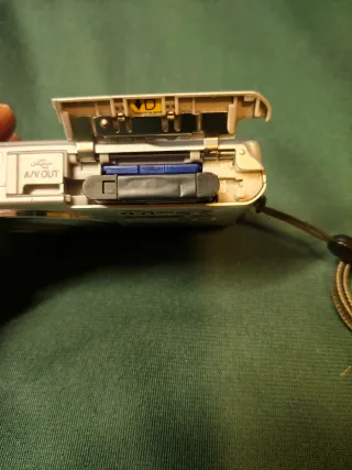 Cámara Digital Nikon Coolpix S210 Plata