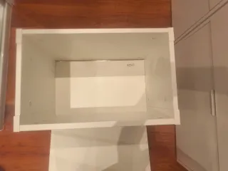 Baúl de madera blanco