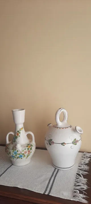 Cántaros cerámica. Colección.