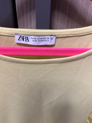 Vestito Zara giallo maniche a sbuffo taglia M