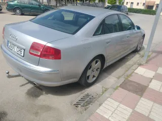 Audi A8 2004