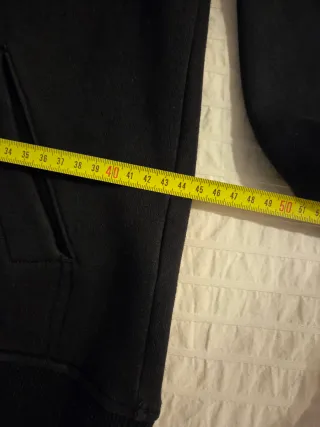 Sudadera con capucha Negra Marisquiño