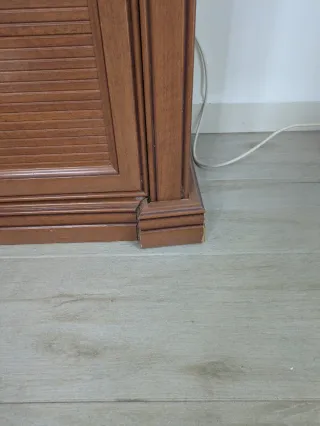 Vitrina rústica madera y cristal. Descuento si...