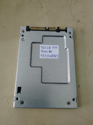 DISCO SSD 960GB TOSHIBA