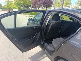 Volkswagen Passat 2010