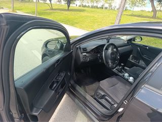 Volkswagen Passat 2010