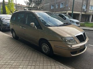 Lancia Phedra 2003