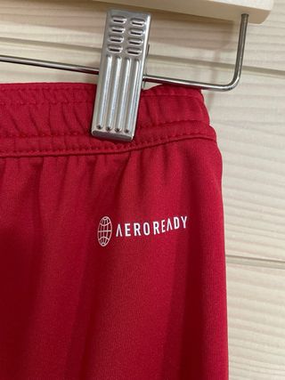 Pantalón corto deportivo Adidas rojo 13-14 años
