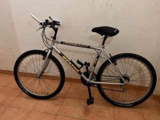 Bicicleta MTB Mentor Volcano