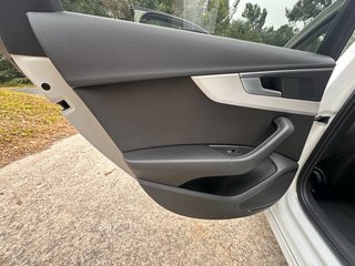Audi A4 Avant Sline Black Line
