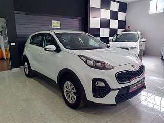 KIA Sportage hibrido, Carplay, navegador, cámara..
