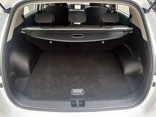 KIA Sportage hibrido, Carplay, navegador, cámara..