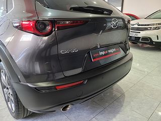 Mazda CX-30, hibrido, Carplay, navegador, LED...