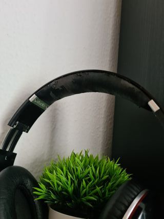 Casco Beats Studio con cable y estuche