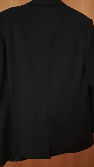 Traje negro