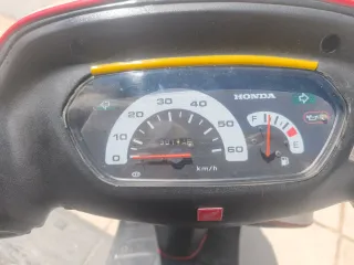 Honda Bali SJ50 Scooter Automática
