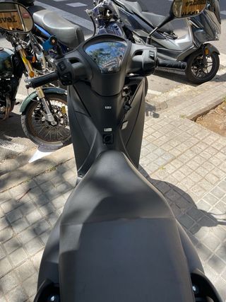 Honda SH 125i 2015 Scooter Negra/Gris
