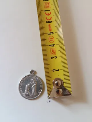 Medalla religiosa antigua