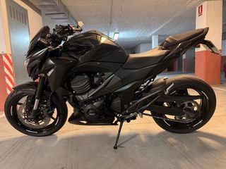 Kawasaki Z800E Apta A2 Negra
