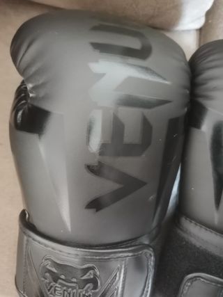 Guantes de Boxeo Venum Elite Negros 14 oz