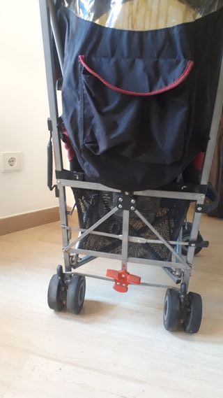Silla de paseo Maclaren roja