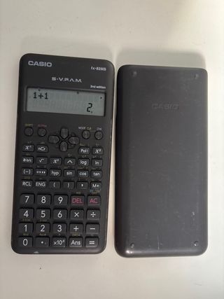 Calculadora Casio fx-82MS
