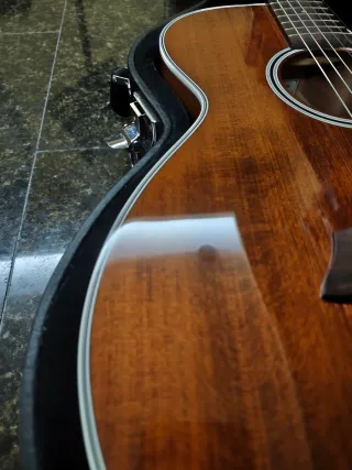 Guitarra Acústica Takamine EF261SAN