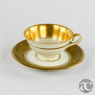 Conjunto Taça, Chávena Café, Pires e Solitário